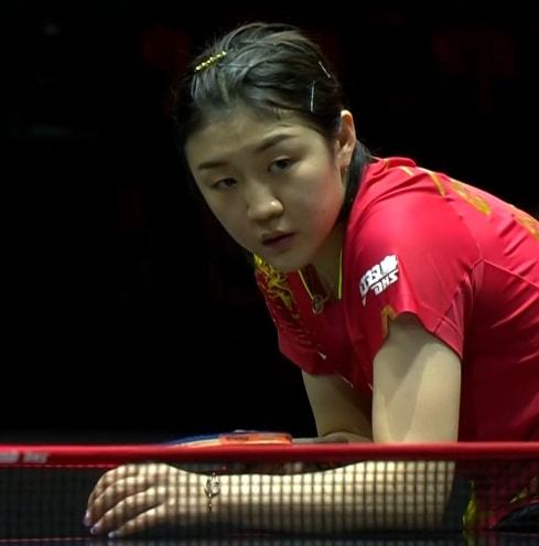 展现出宛如 展现出宛如