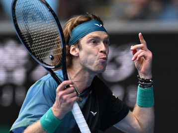 曾经狂轰滥 曾经狂轰滥